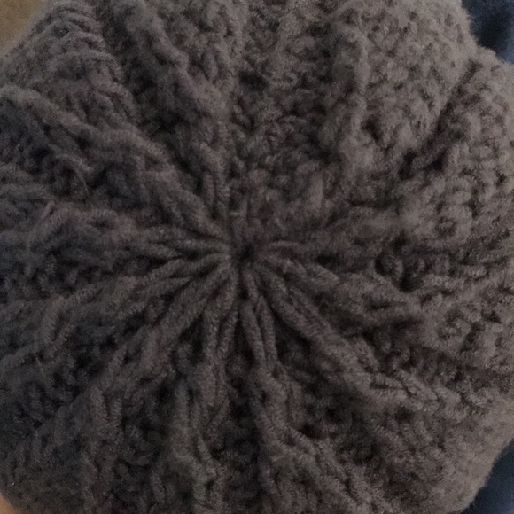 Handmade hat - Picture 2 of 2